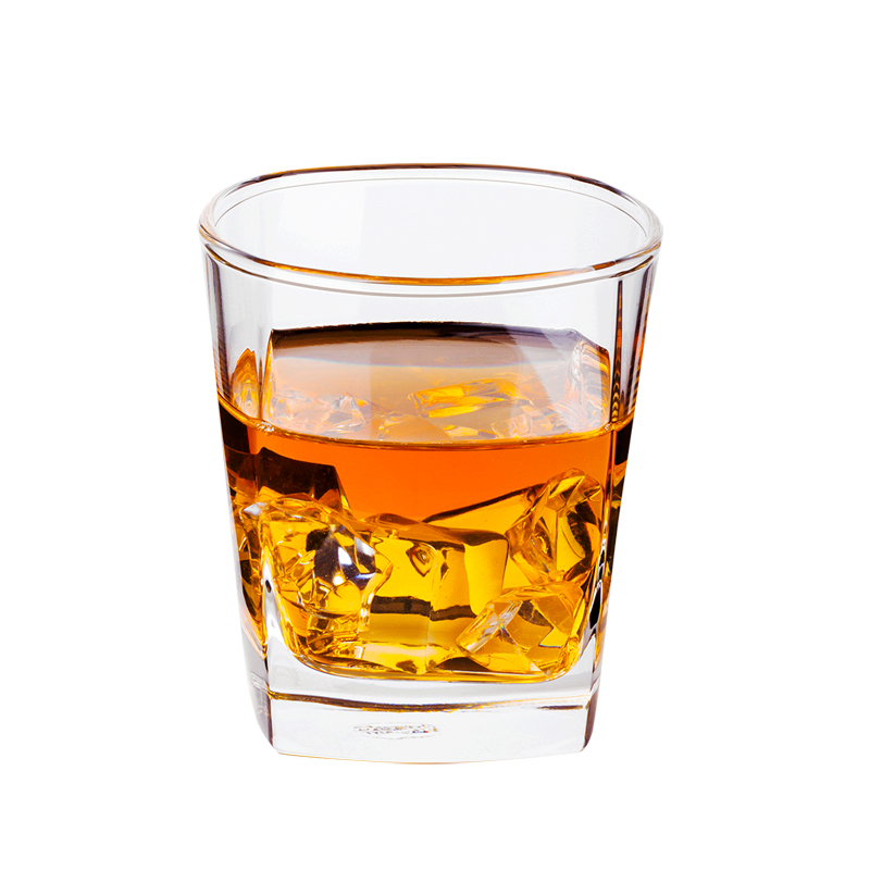 What Is A Traditional Whisky Glass?