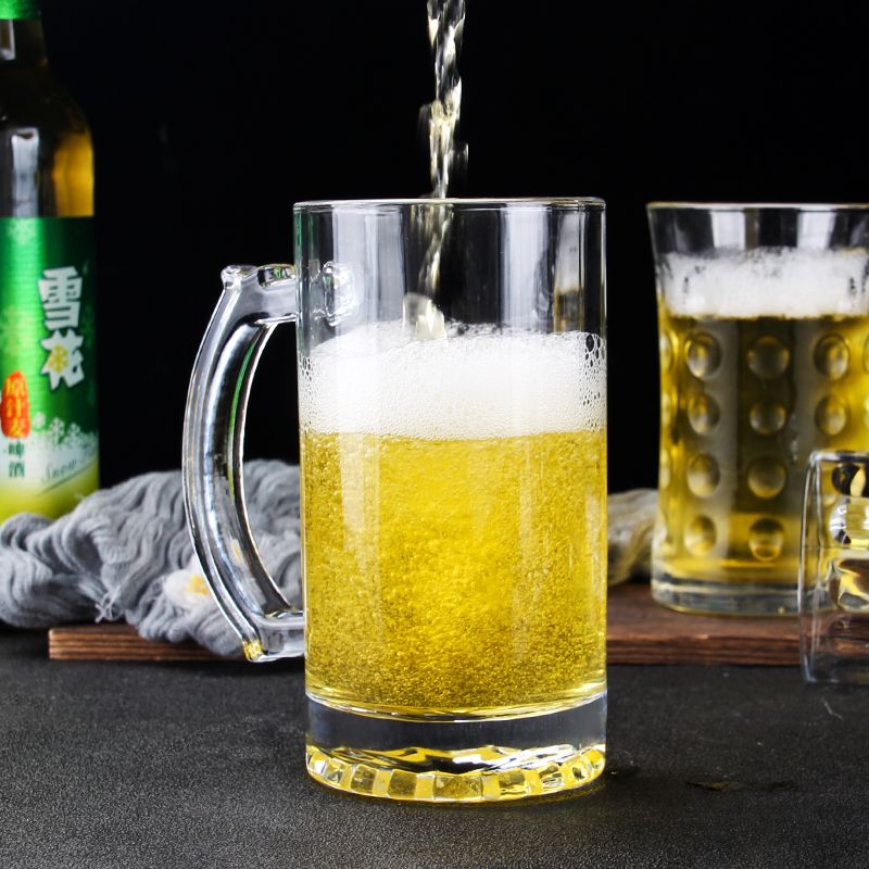 Properly frosted beer mugs and glassware setup